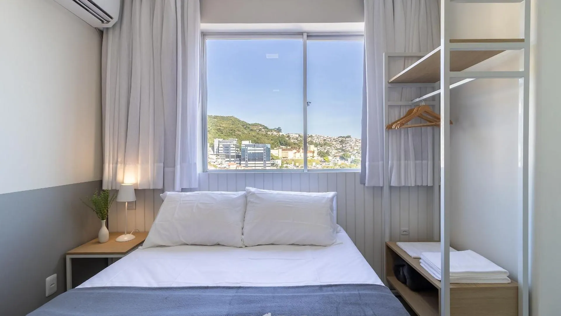 Florianópolis Evas - Apartamentos Charmosos Com Vista Mar Em Floripa ברזיל