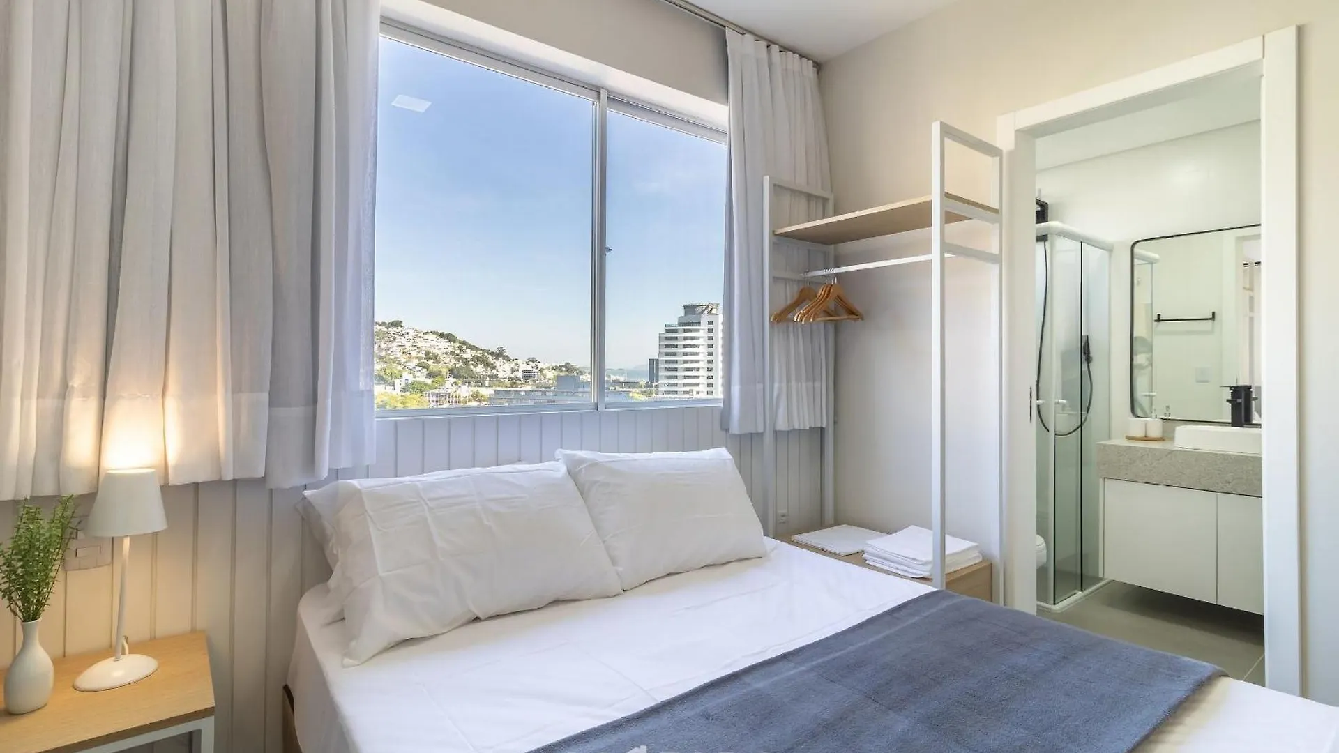 Florianópolis Evas - Apartamentos Charmosos Com Vista Mar Em Floripa דירה