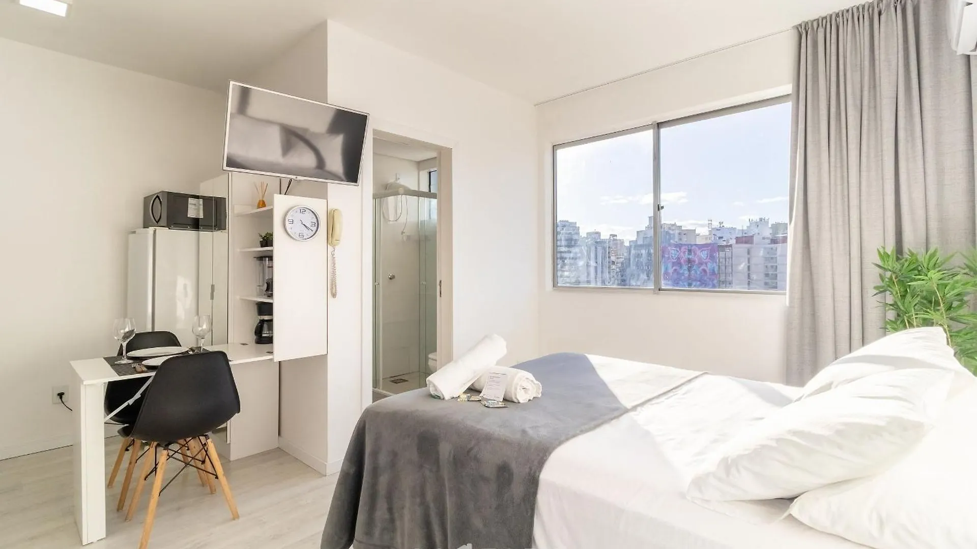 Florianópolis Evas - Apartamentos Charmosos Com Vista Mar Em Floripa